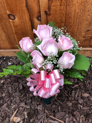 Half Dosen Fresh Rose Bouquet