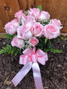 One Dozen Fresh Rose Bouquet